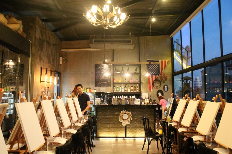 ที่เที่ยวกรุงเทพ Paintbar Bangkok